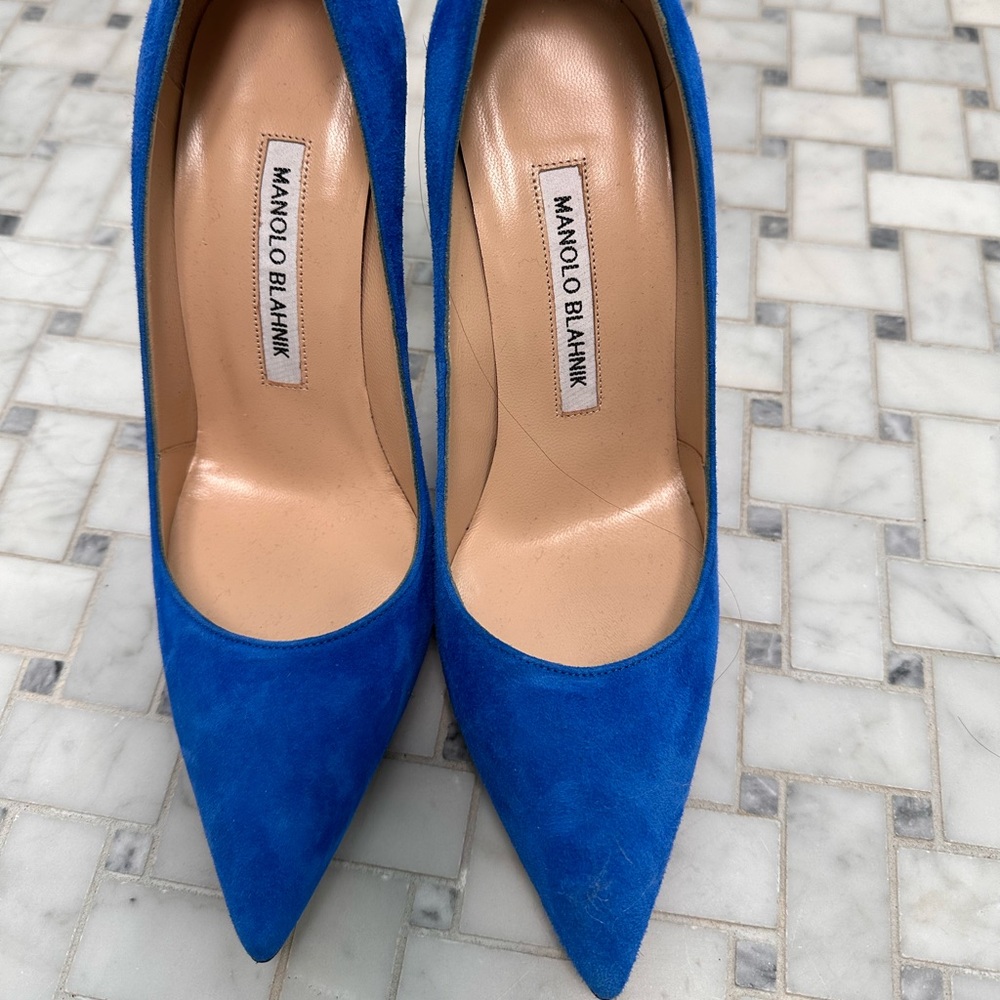 Brand new Manolo Blahnik BB pumps size 36, 4 inch heels.